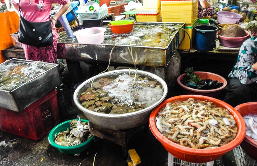 Prawns at Phsar Leu market in Sihanoukville Prawns at Phsar Leu market in Sihanoukville