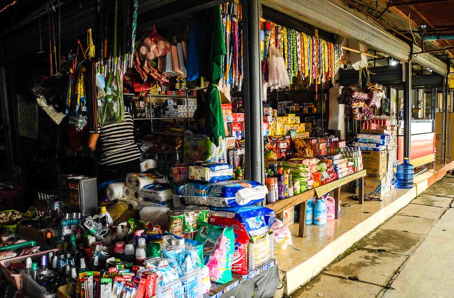 Market in Vang Vieng