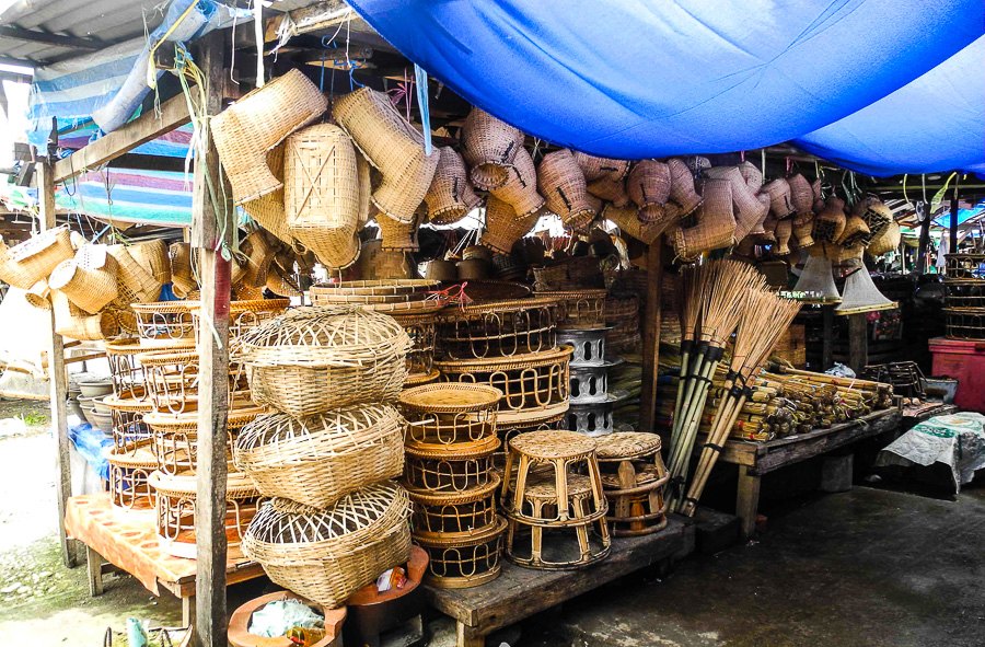 Market in Vang Vieng