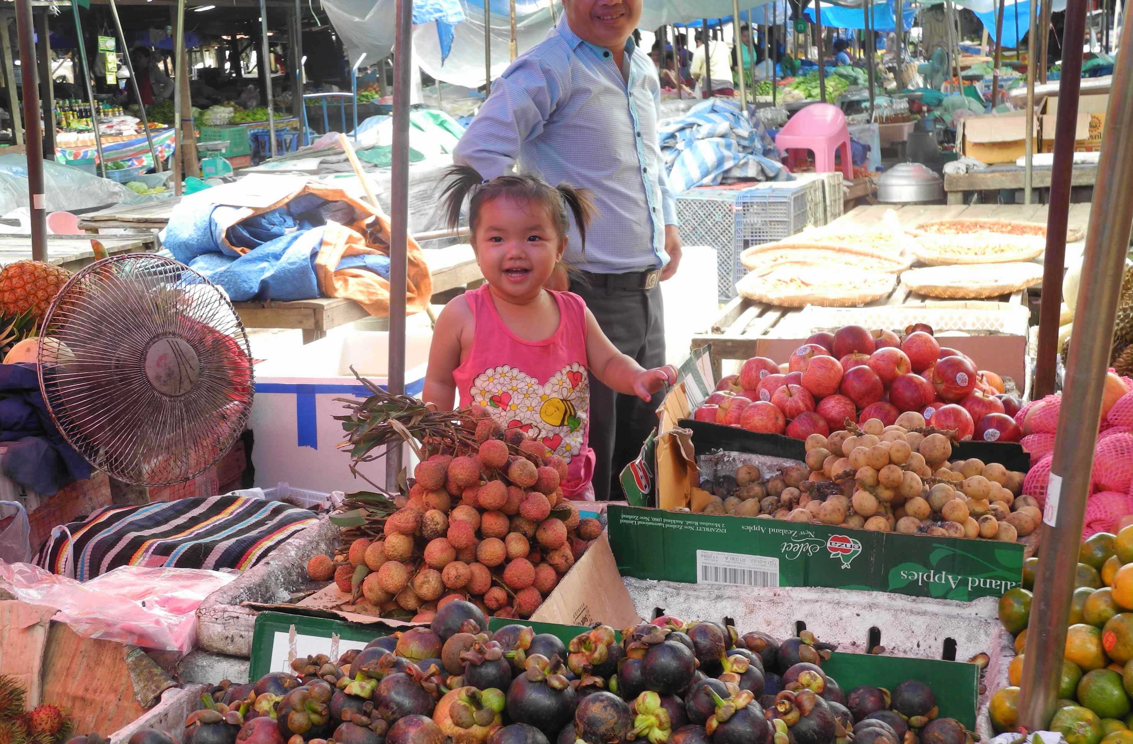 Market in Vang Vieng