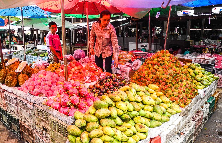 Market in Vang Vieng