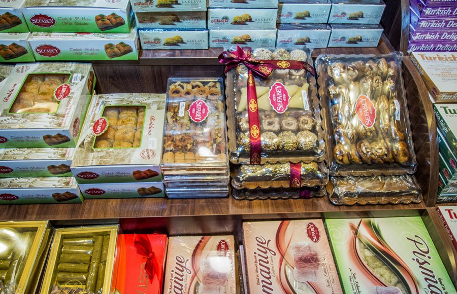 Turkish sweets at Sabiha Gökçen Airport