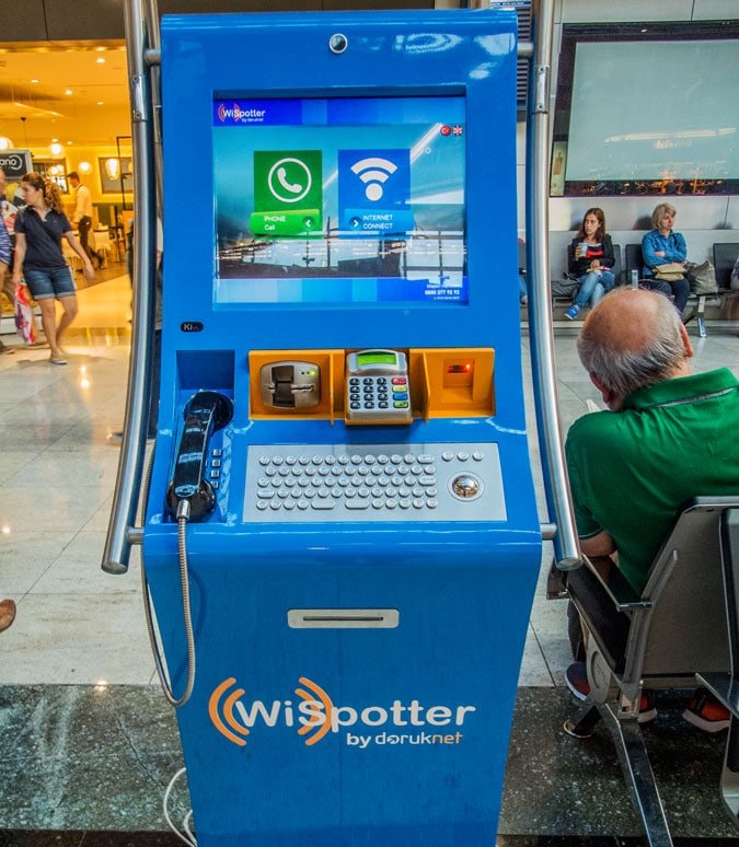 The old paid internet kiosks at Sabiha Gökçen Airport