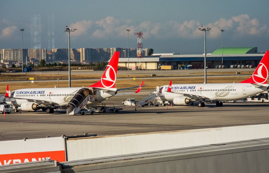 Turkish Airlines aircraft tails at Sabiha Gökçen Airport