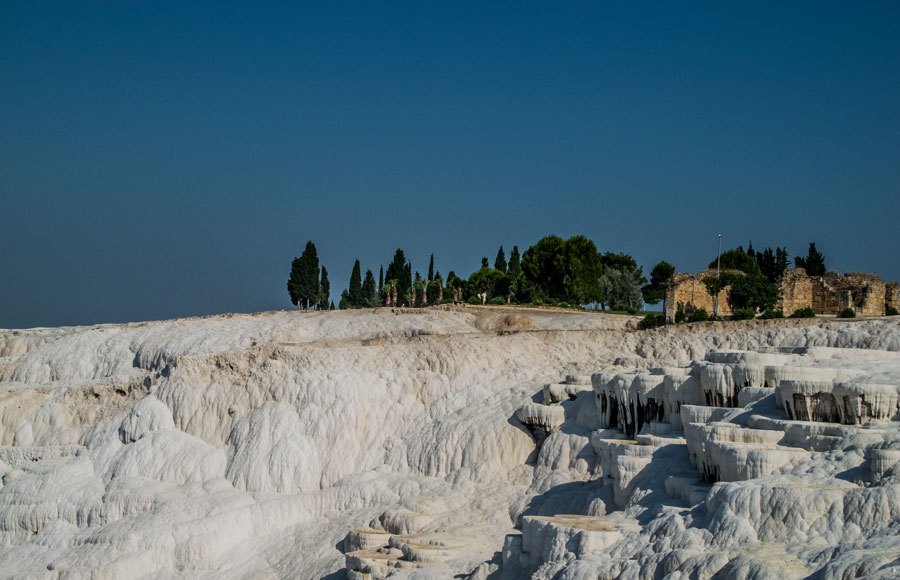 Auf dem Gelände von Pamukkale