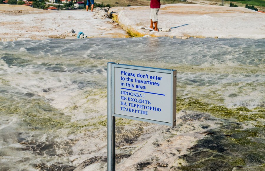 Auf dem Gelände von Pamukkale