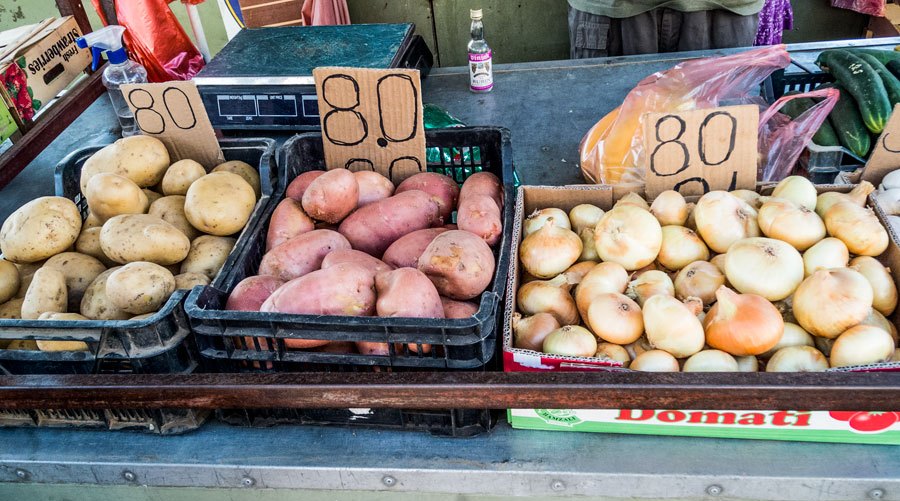 Prices at a market in Belgrade