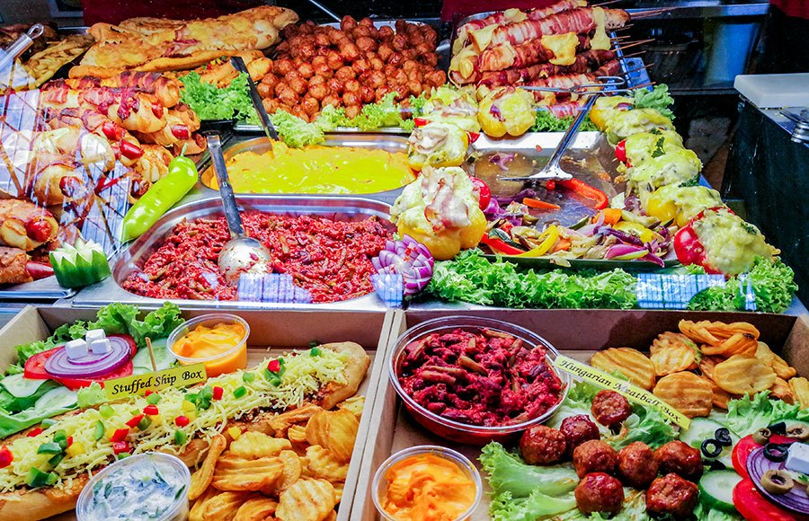Eating at the market in Budapest