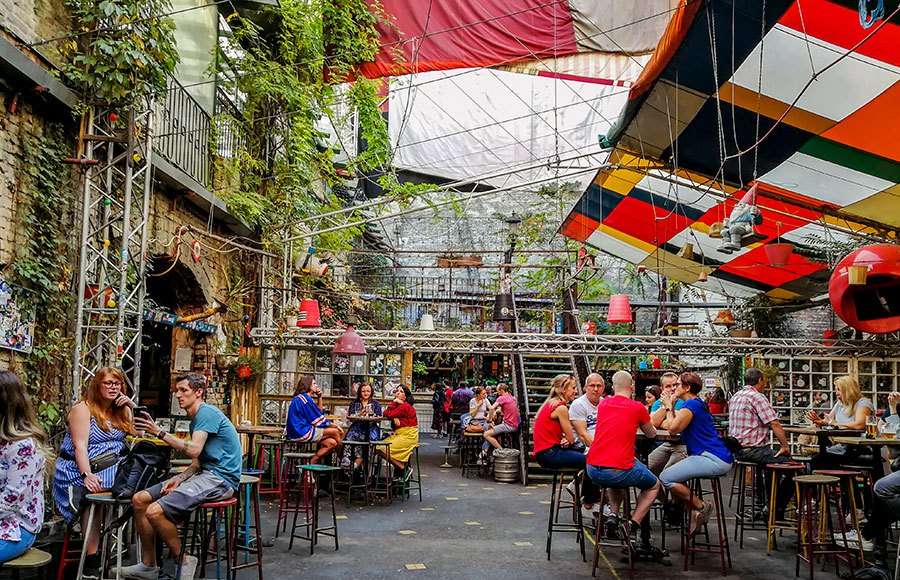 ruin bars of Budapest
