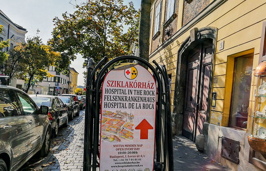 How to get to the Hospital in the Rock in Budapest